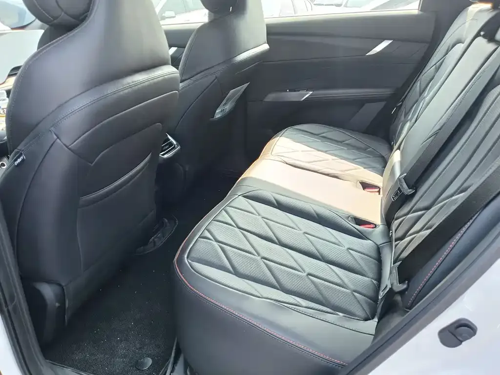 Changan CS75PLUS 2025 из CN, фото 3