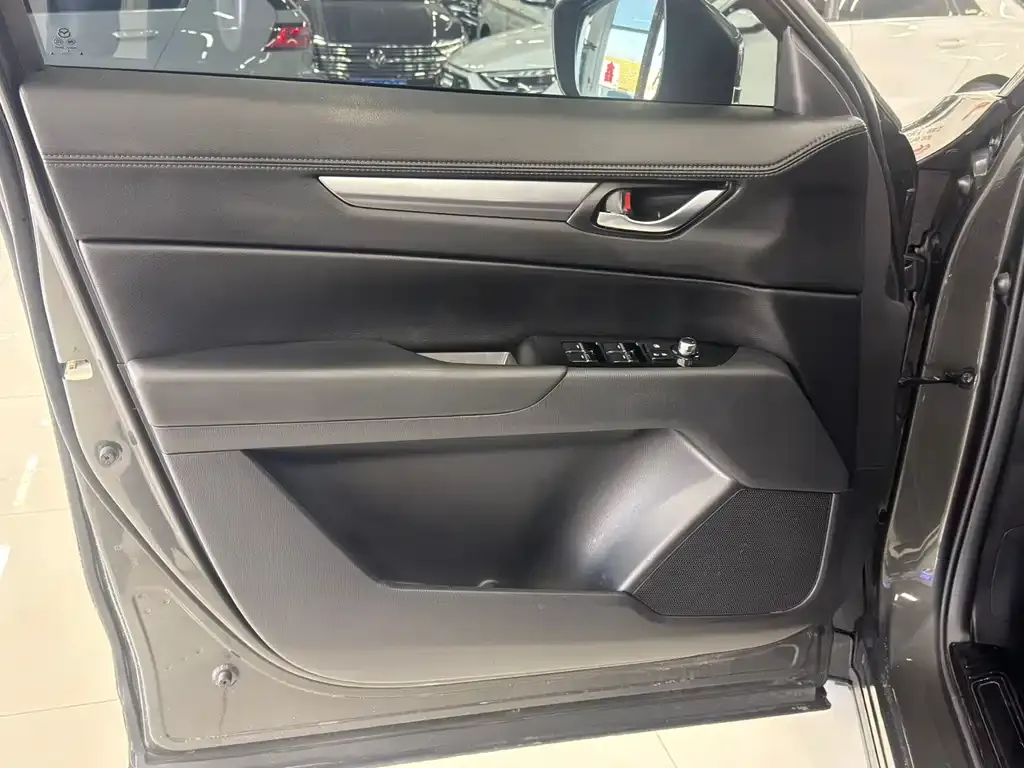 Mazda CX-5 — фото 4