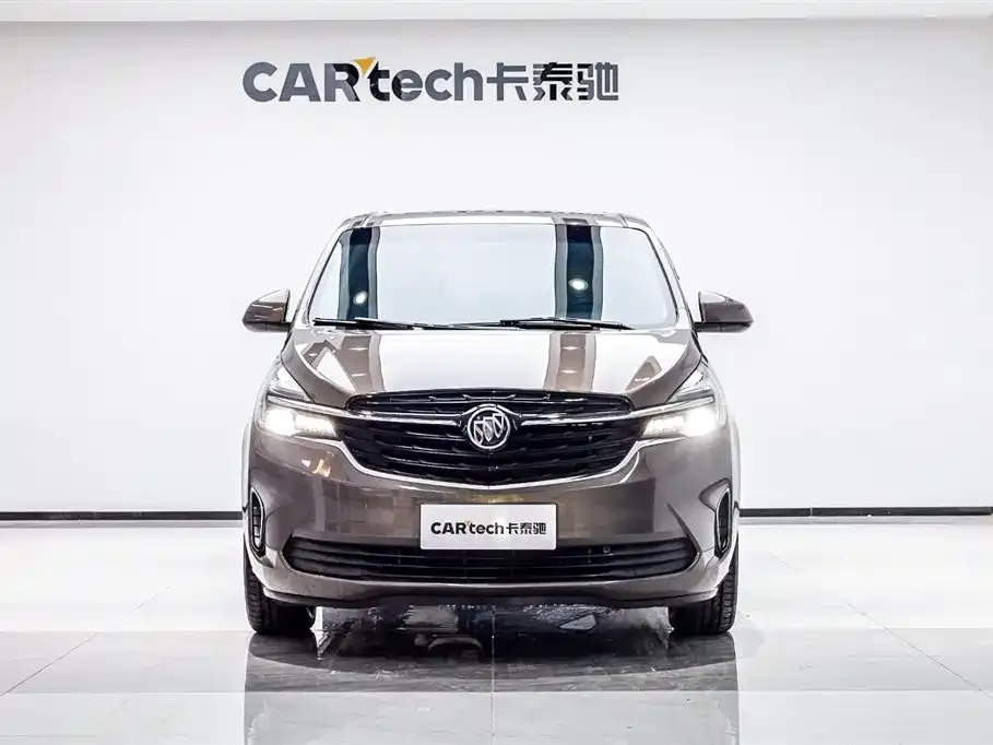 Buick GL8 2021 из CN, фото 2