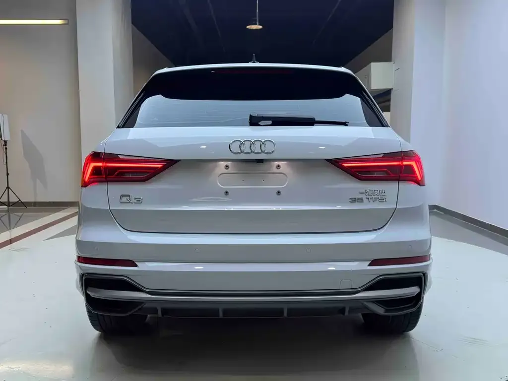 Audi Q3 2022 из CN, фото 3