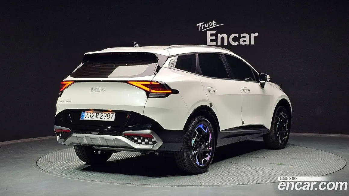 Kia Sportage — фото 6