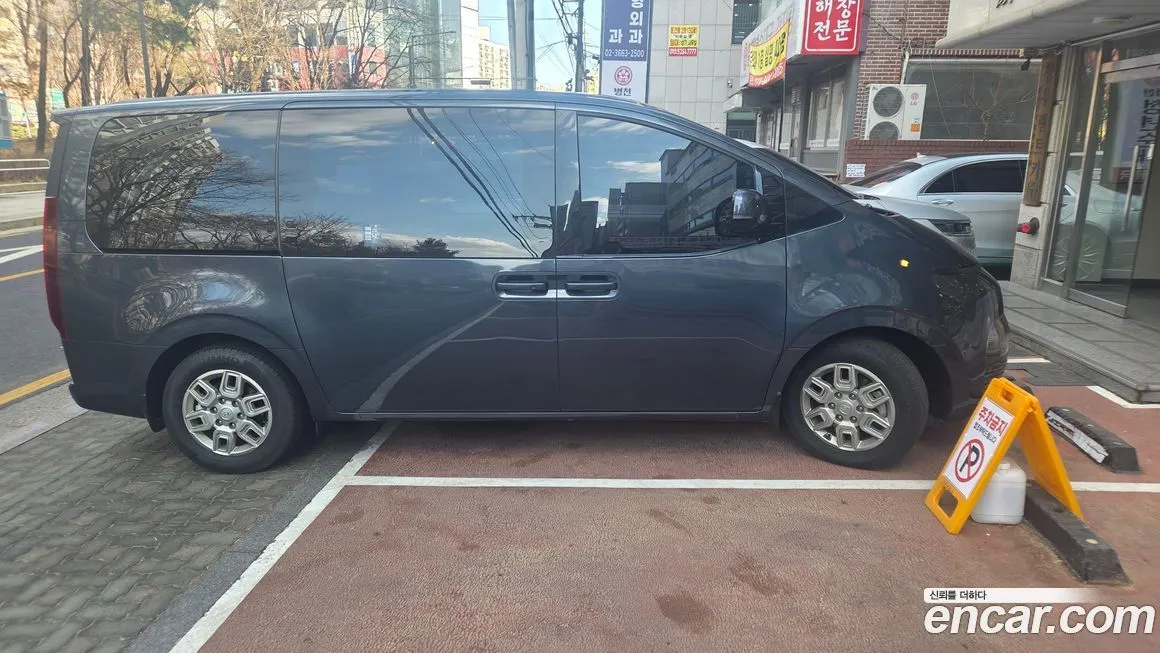 Hyundai Staria — фото 10