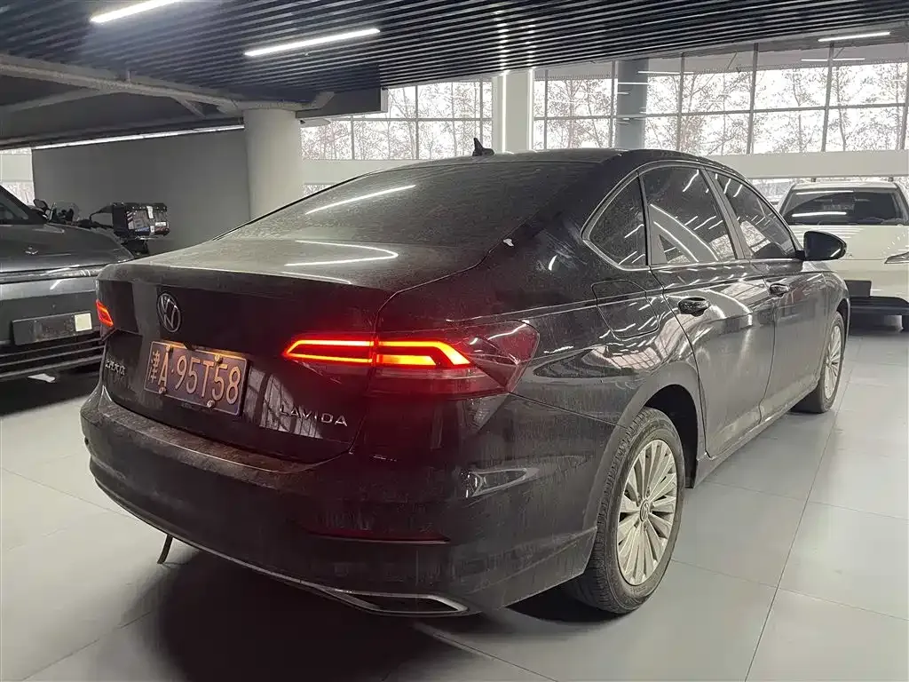 Volkswagen Lavida 2022 из CN, фото 5