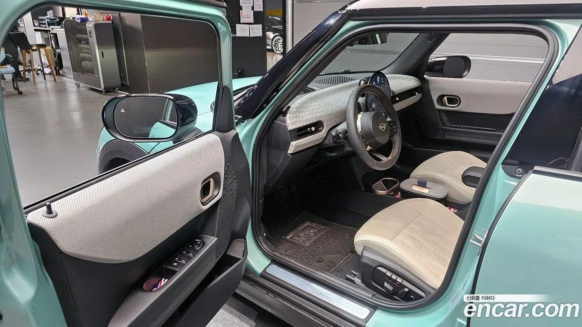 Mini Cooper 2025 из KR, фото 8