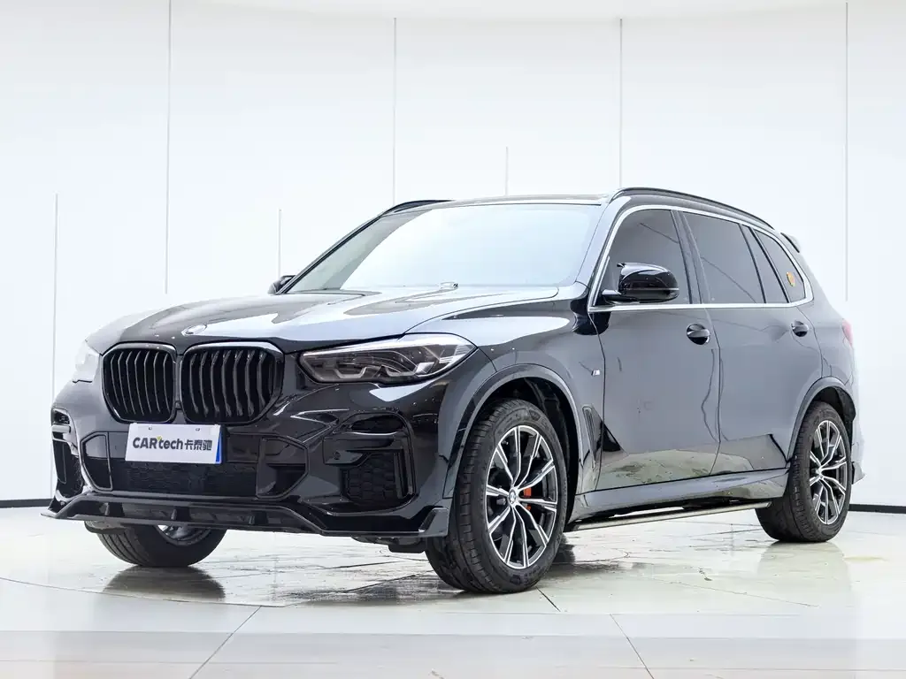 BMW X5 — фото 1