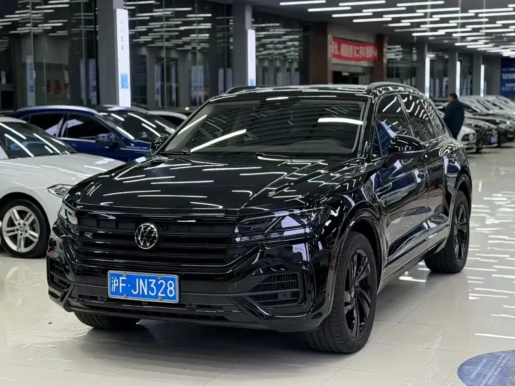 Volkswagen Touareg 2023 из CN, фото 1