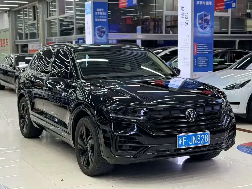 Volkswagen Touareg 2023 из CN, фото 9