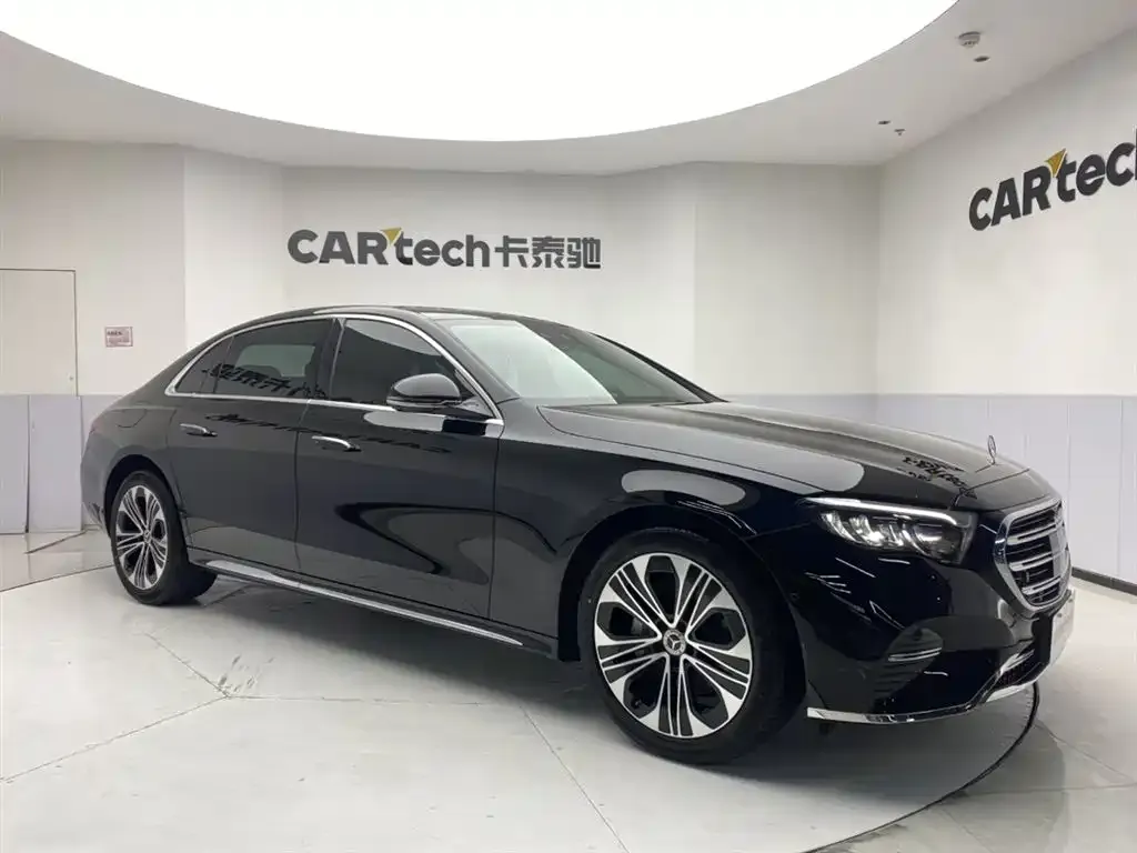 Mercedes-Benz E-Class — фото 10
