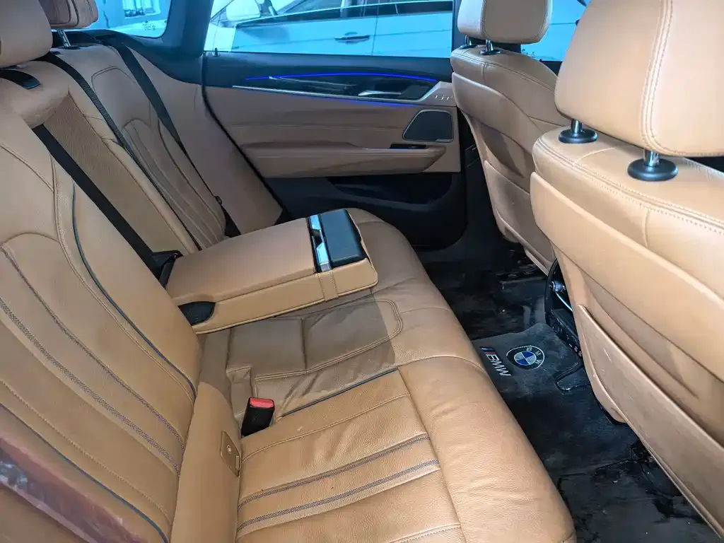 BMW 6 Series GT 2021 из CN, фото 6