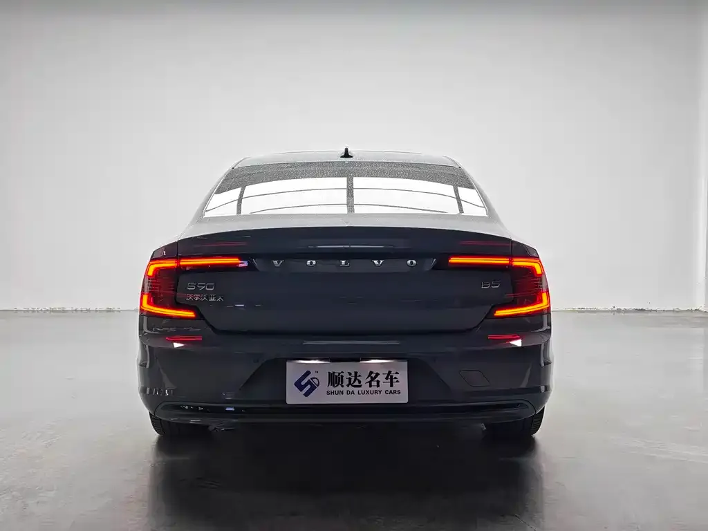 Volvo S90 — фото 2