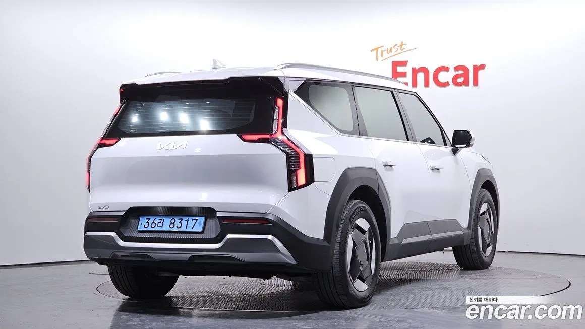 Kia EV9 2024 из KR, фото 5