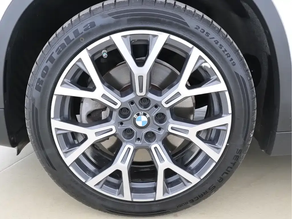 BMW X1 2023 из CN, фото 2