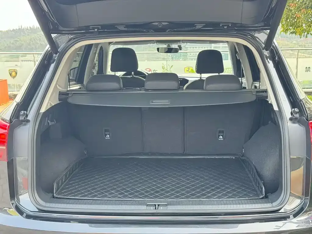 Volkswagen Tayron 2021 из CN, фото 3