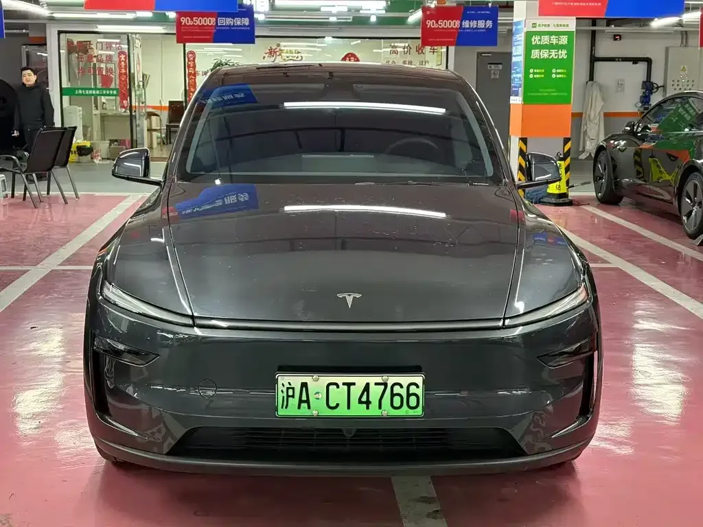 Tesla Model Y — фото 4