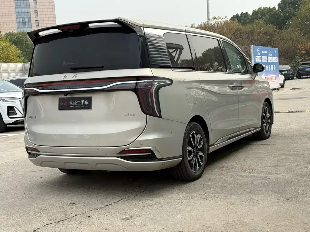 Hongqi HQ9 — фото 3