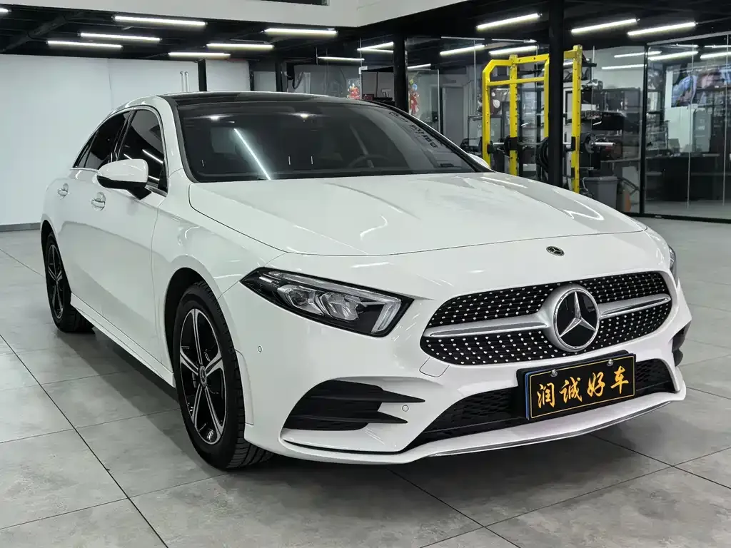 Mercedes-Benz A-Class — фото 10