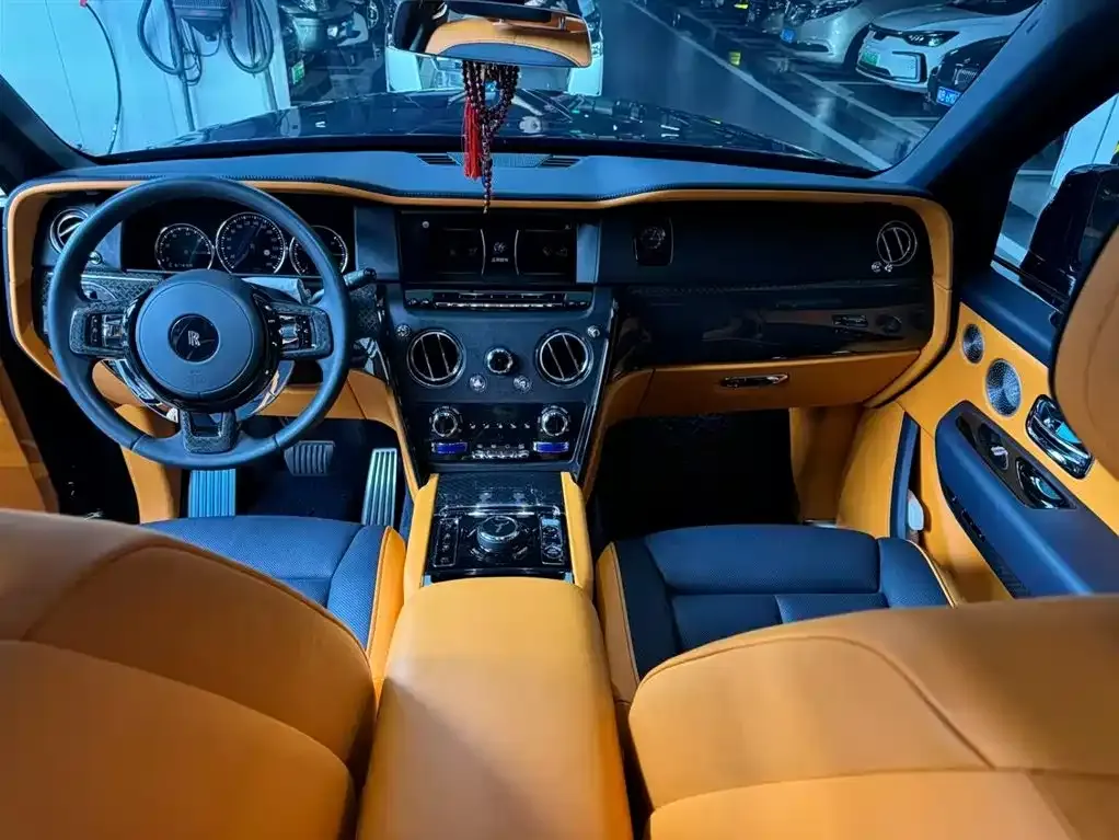 Rolls-Royce Cullinan 2022 из CN, фото 9