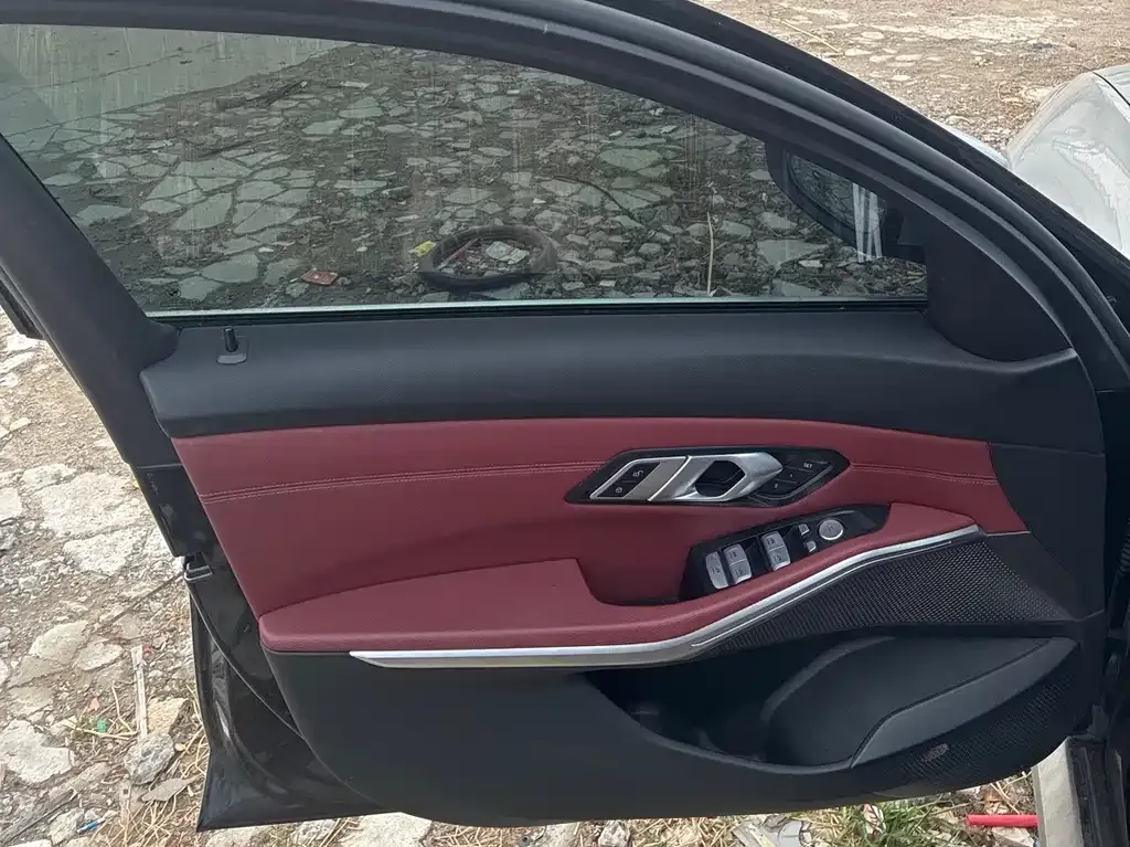 BMW i3 2024 из CN, фото 3
