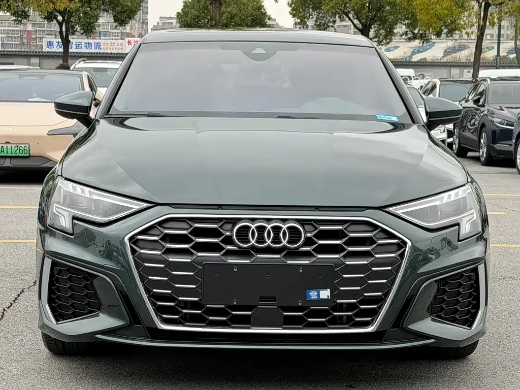 Audi A3 2023 из CN, фото 6