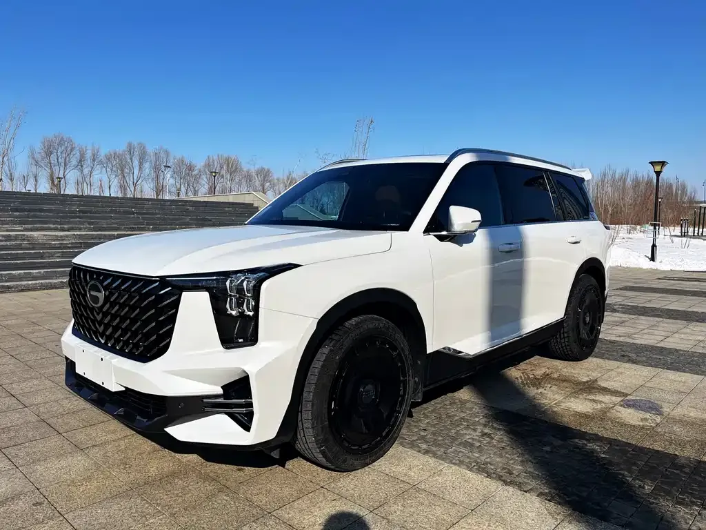 GAC Motor Trumpchi GS8 — фото 1