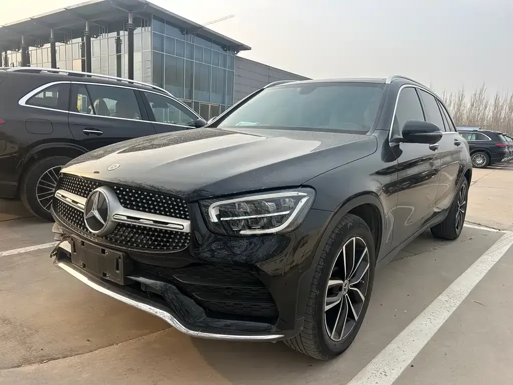 Mercedes-Benz GLC — фото 1