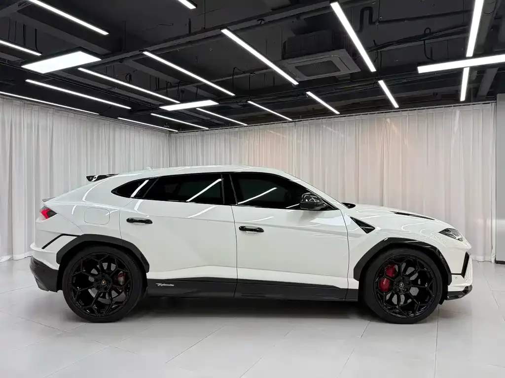Lamborghini Urus 2024 из CN, фото 8