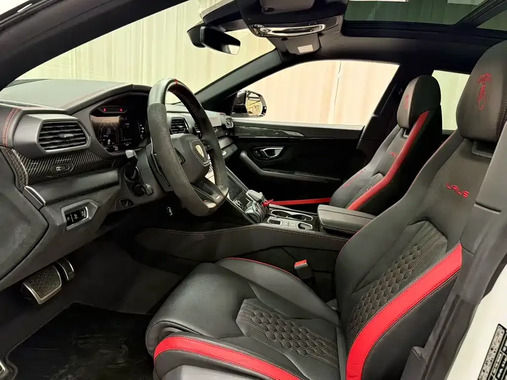 Lamborghini Urus 2024 из CN, фото 5