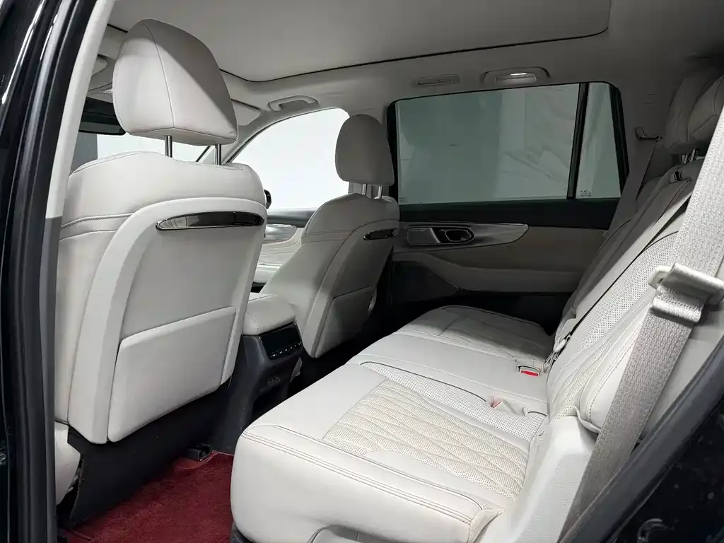 GAC Motor Trumpchi GS8 — фото 10