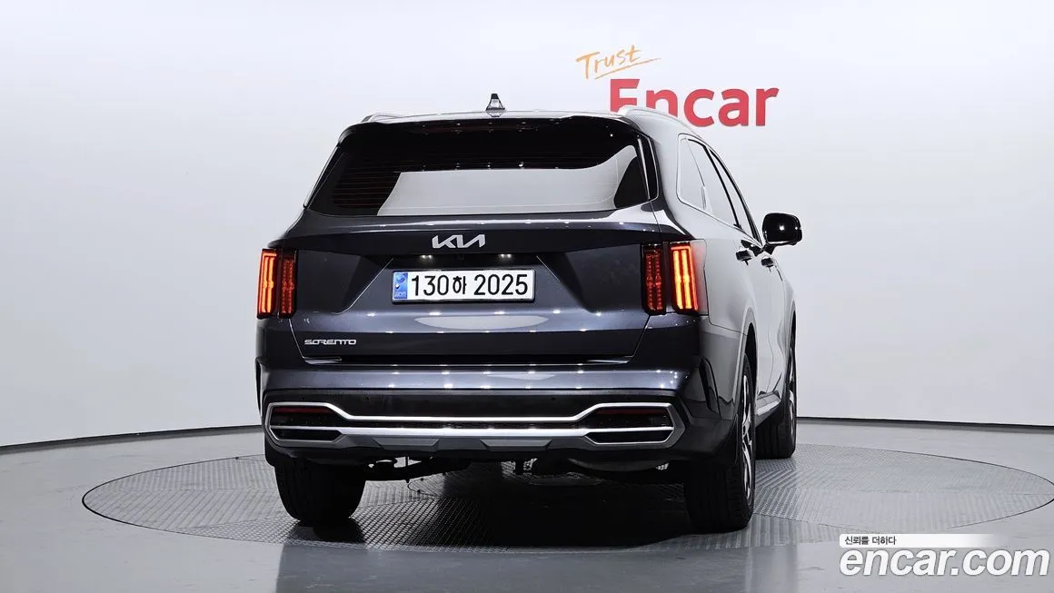 Kia Sorento — фото 6