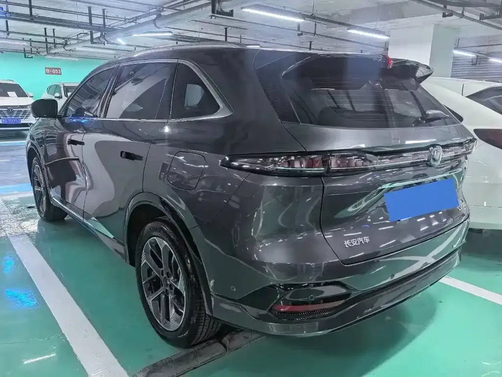 Changan CS75PLUS — фото 4