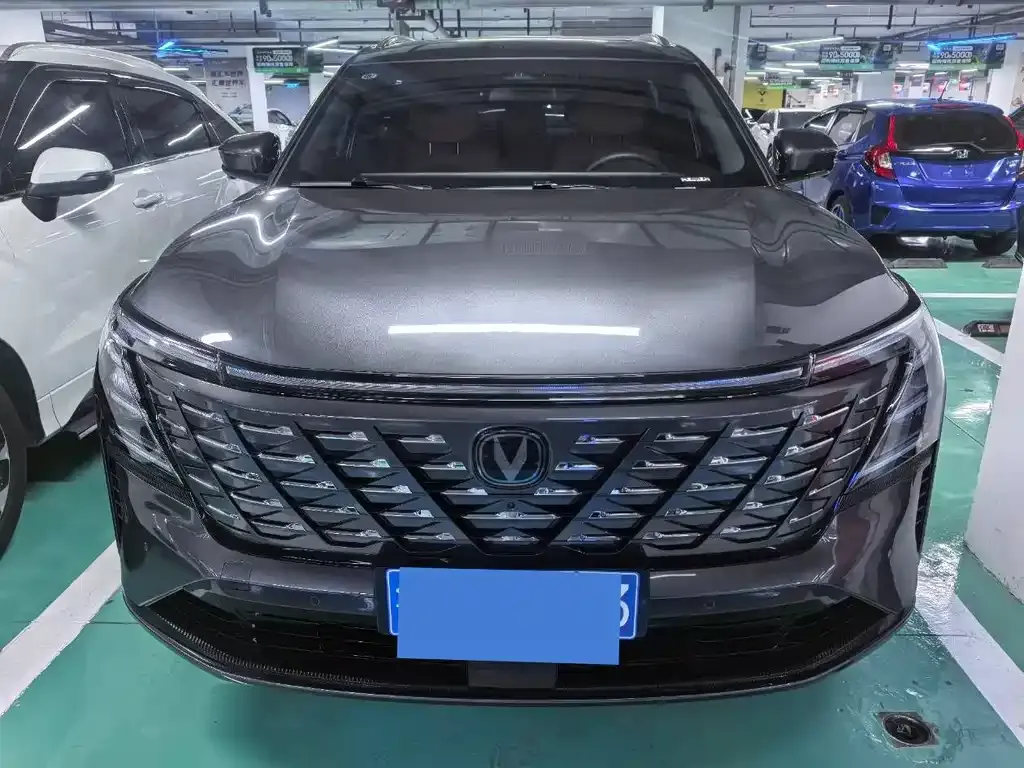 Changan CS75PLUS — фото 2