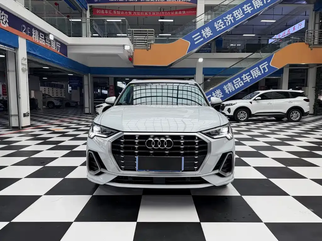 Audi Q3 2022 из CN, фото 8