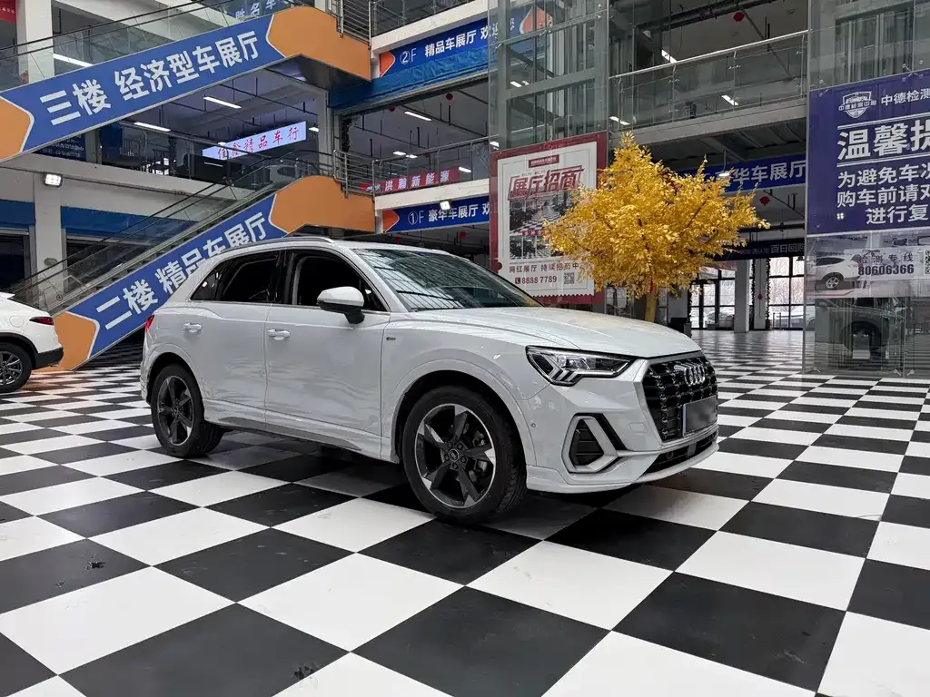 Audi Q3 2022 из CN, фото 3