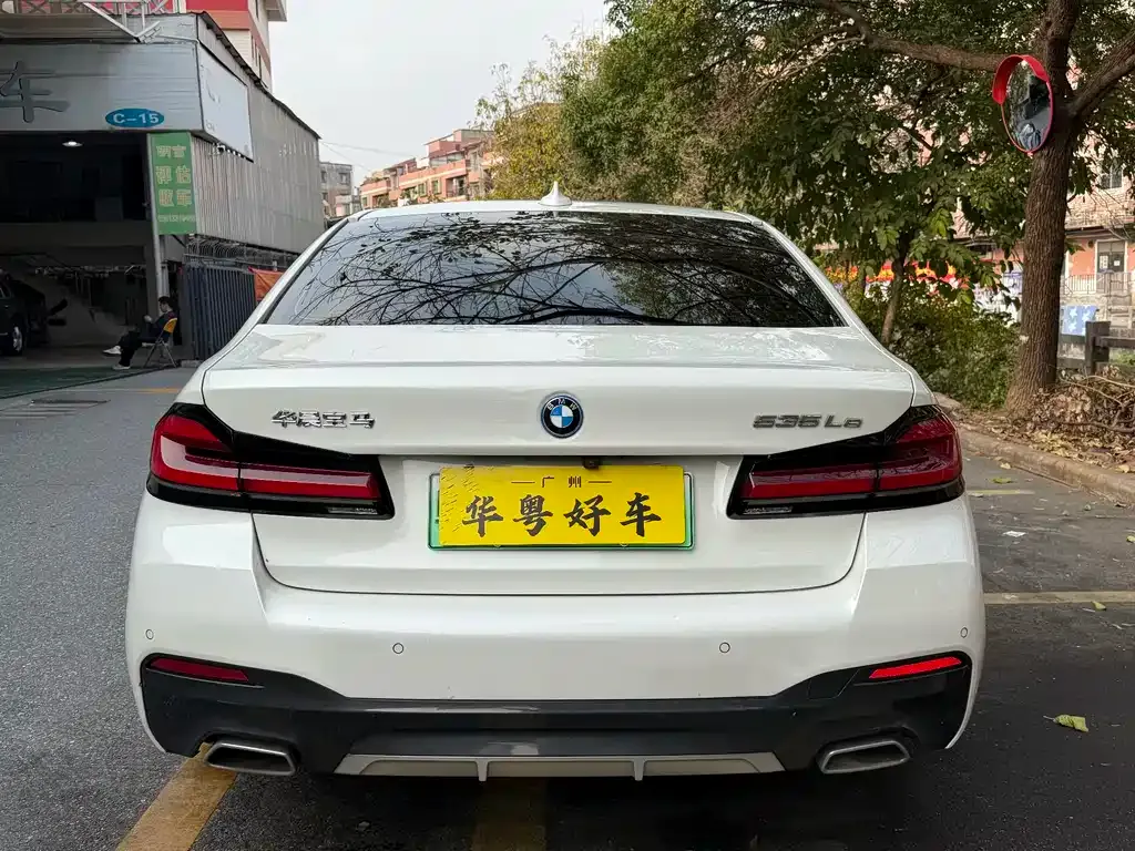 BMW 5 Series New Energy — фото 5