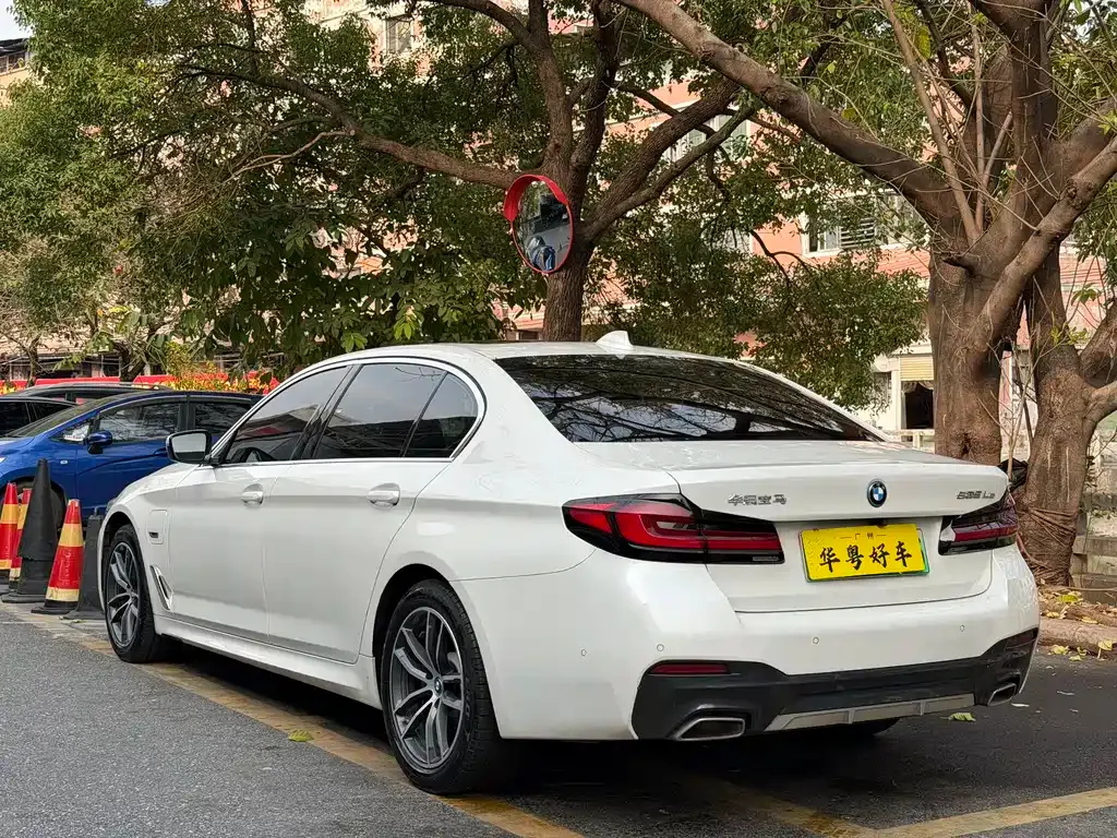 BMW 5 Series New Energy — фото 8