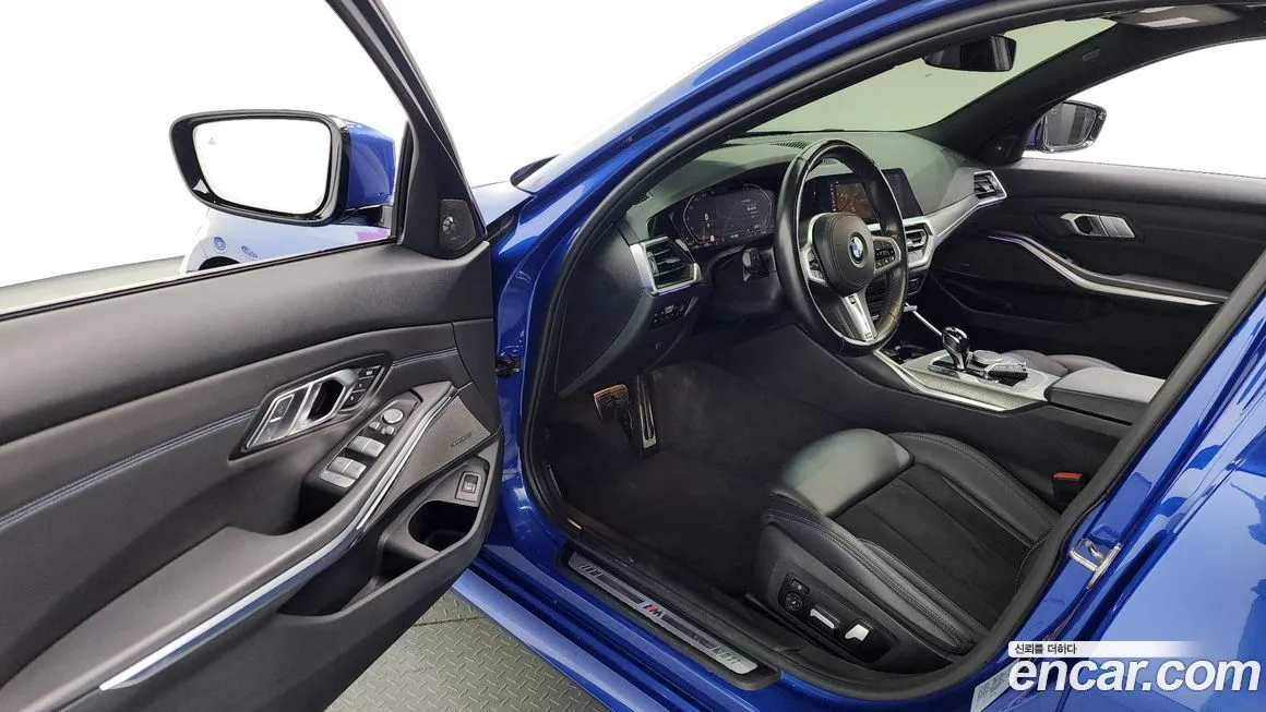 BMW 3-Series 2021 из KR, фото 10