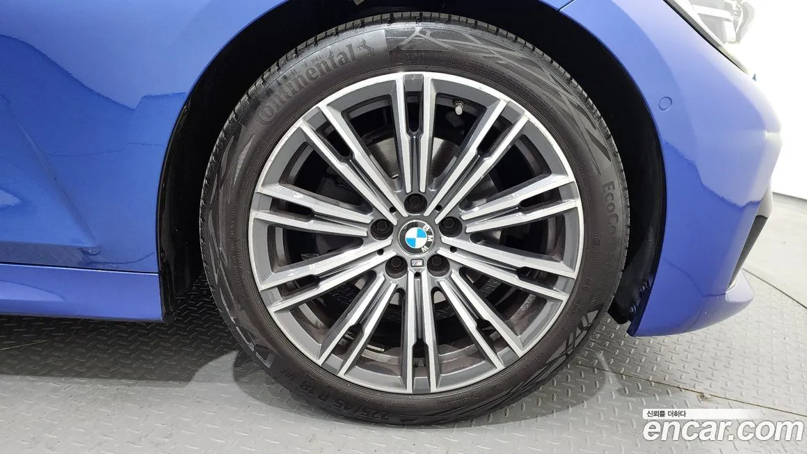 BMW 3-Series 2021 из KR, фото 4