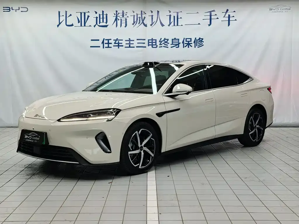 BYD Seal 07 DM-i — фото 1