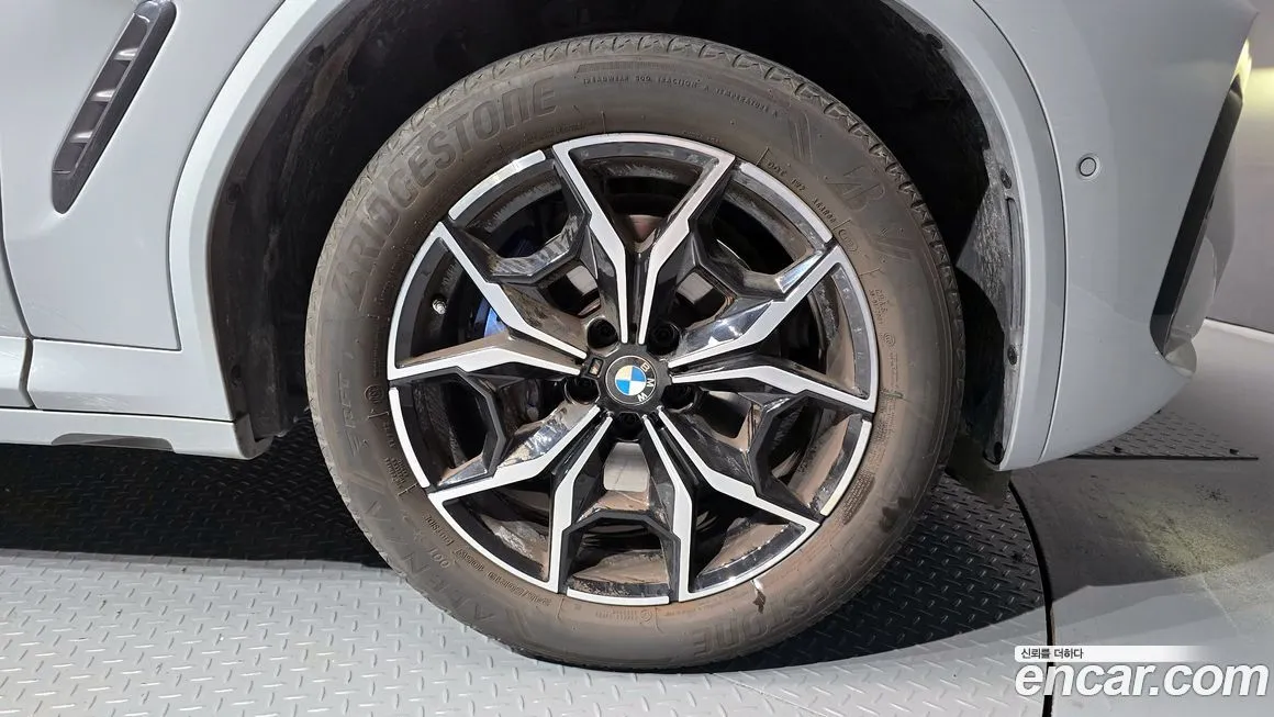 BMW X4 — фото 10