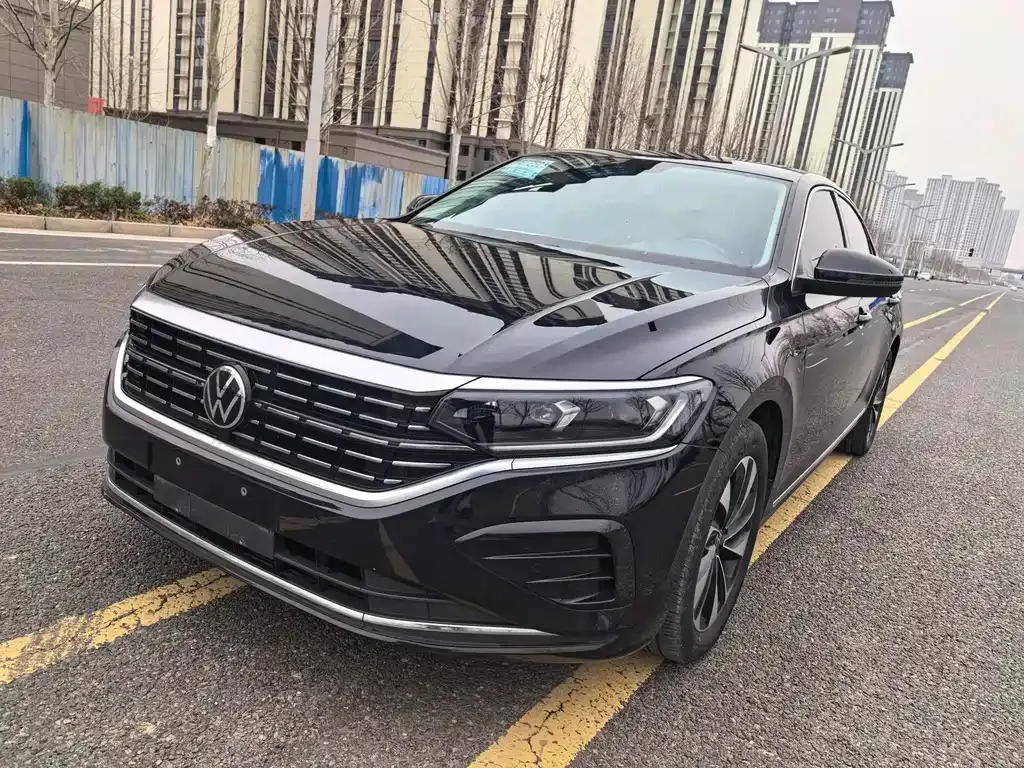 Volkswagen Passat — фото 10