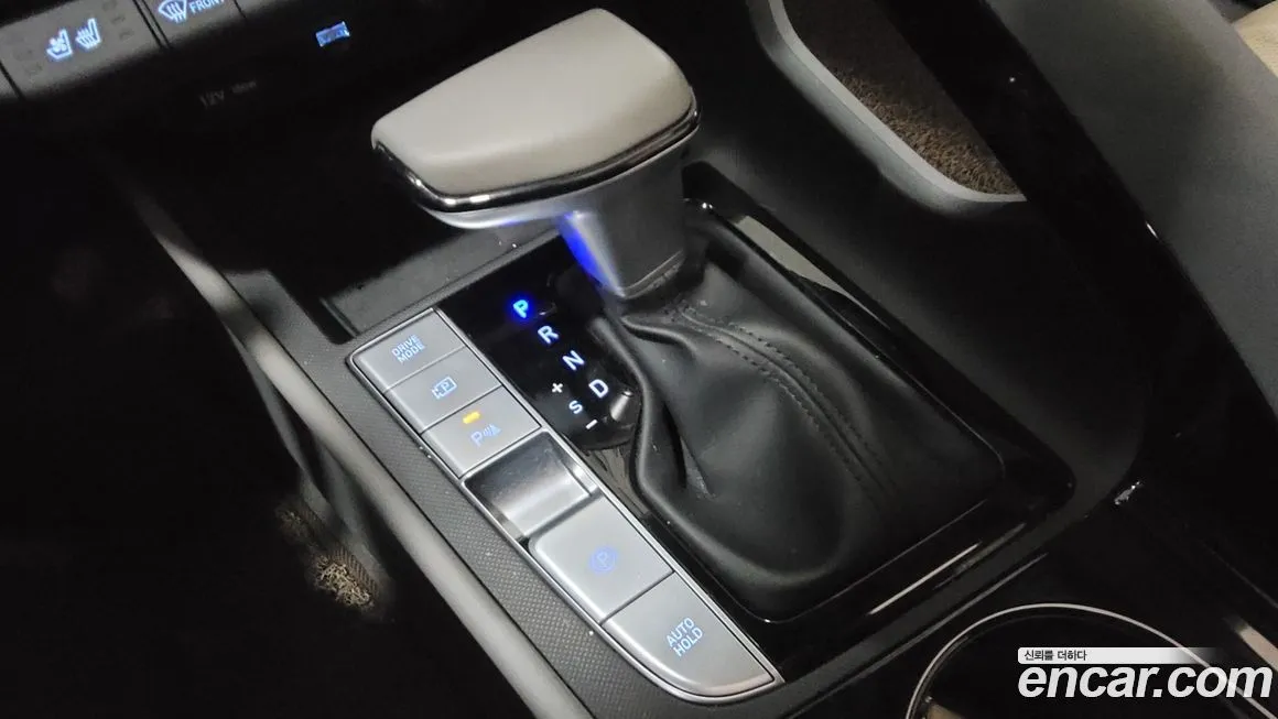 Hyundai AVANTE — фото 3