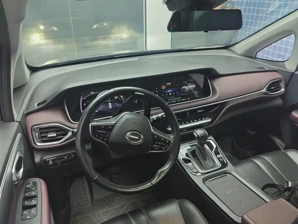 GAC Motor Trumpchi M6 — фото 3