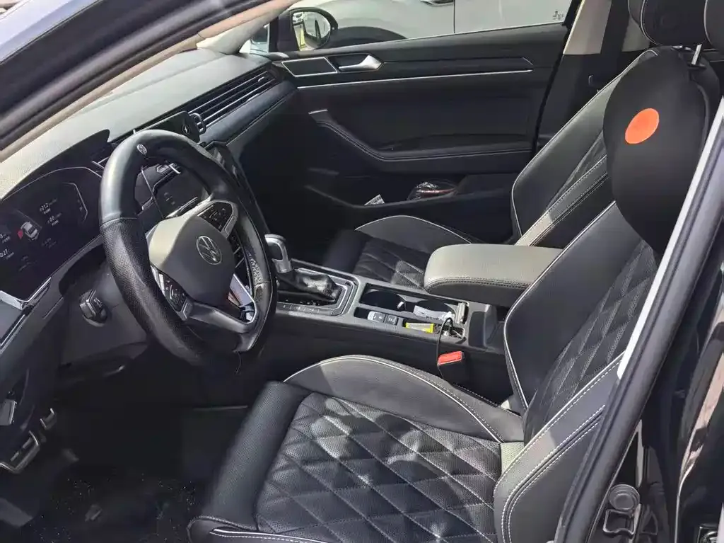 Volkswagen Magotan GTE PHEV 2023 из CN, фото 2