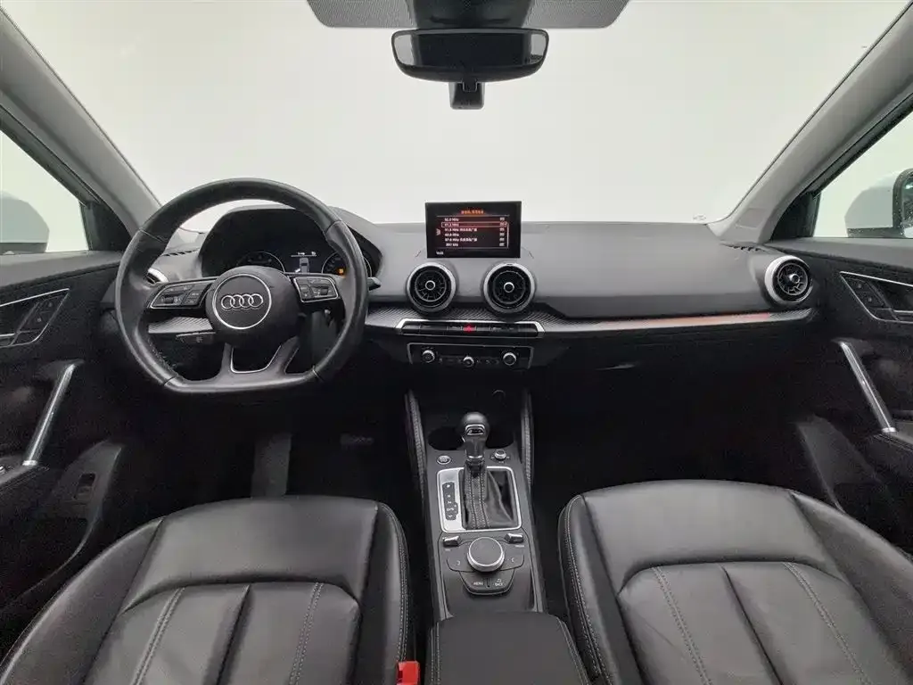 Audi Q2L 2023 из CN, фото 7