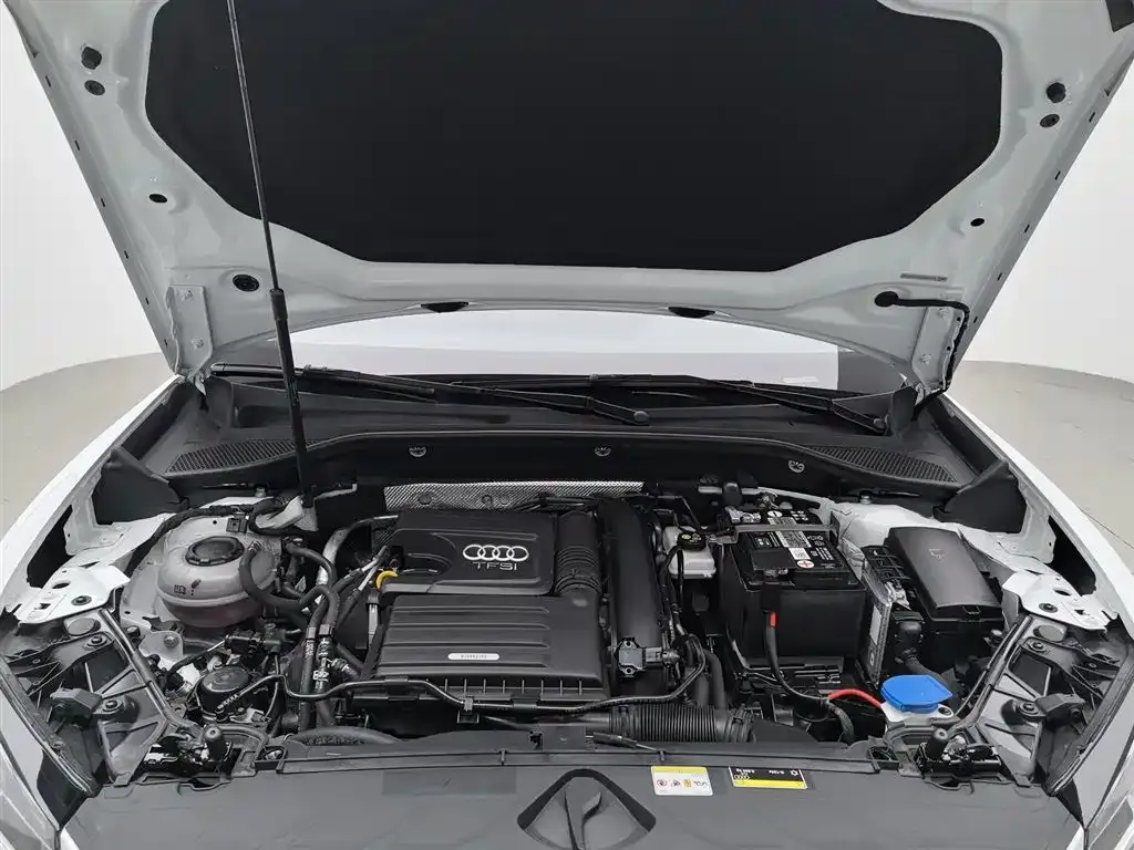 Audi Q2L 2023 из CN, фото 6