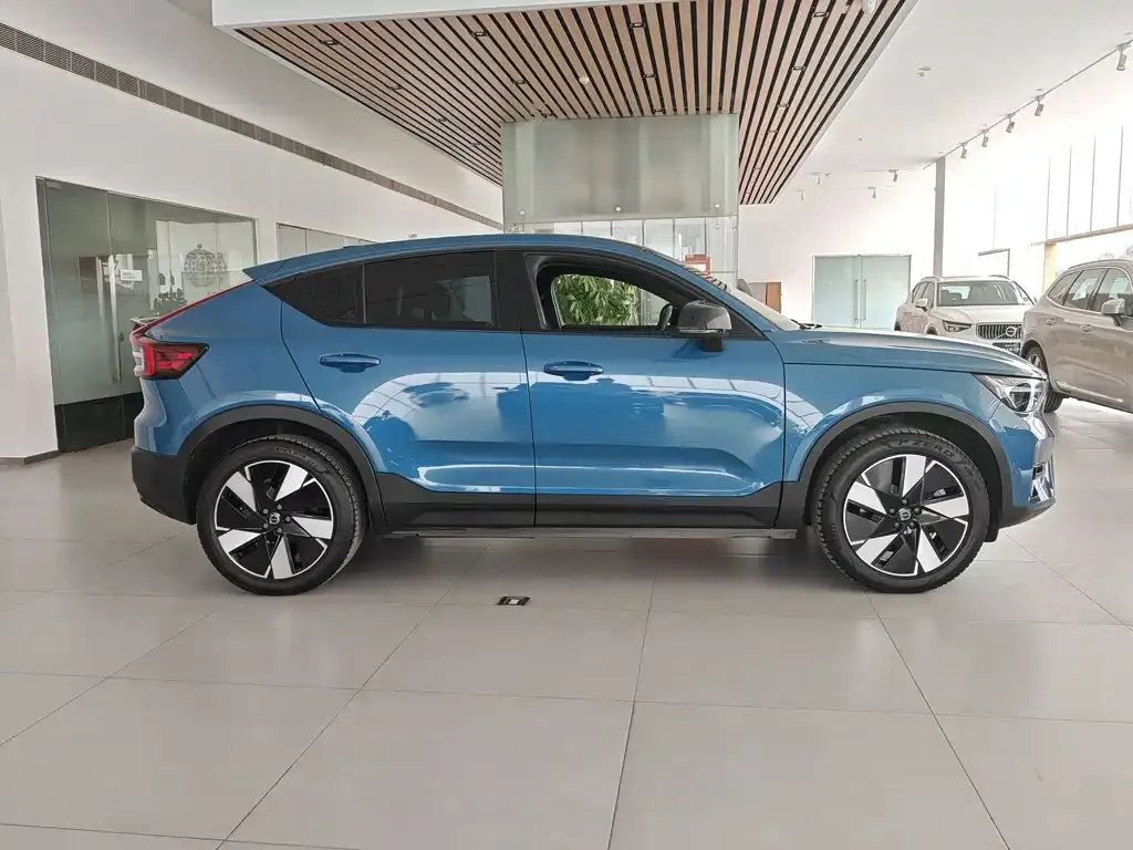 Volvo C40 2023 из CN, фото 10