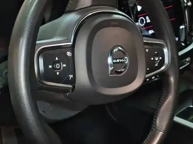 Volvo S60 2022 из CN, фото 4