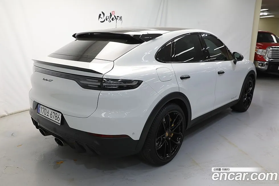 Porsche Cayenne 2023 из KR, фото 2