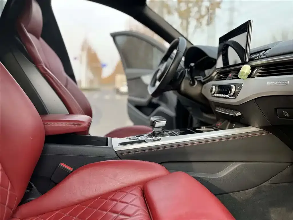 Audi S4 2022 из CN, фото 3