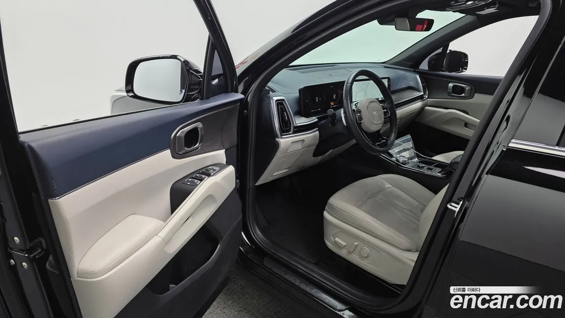 Kia Sorento — фото 7